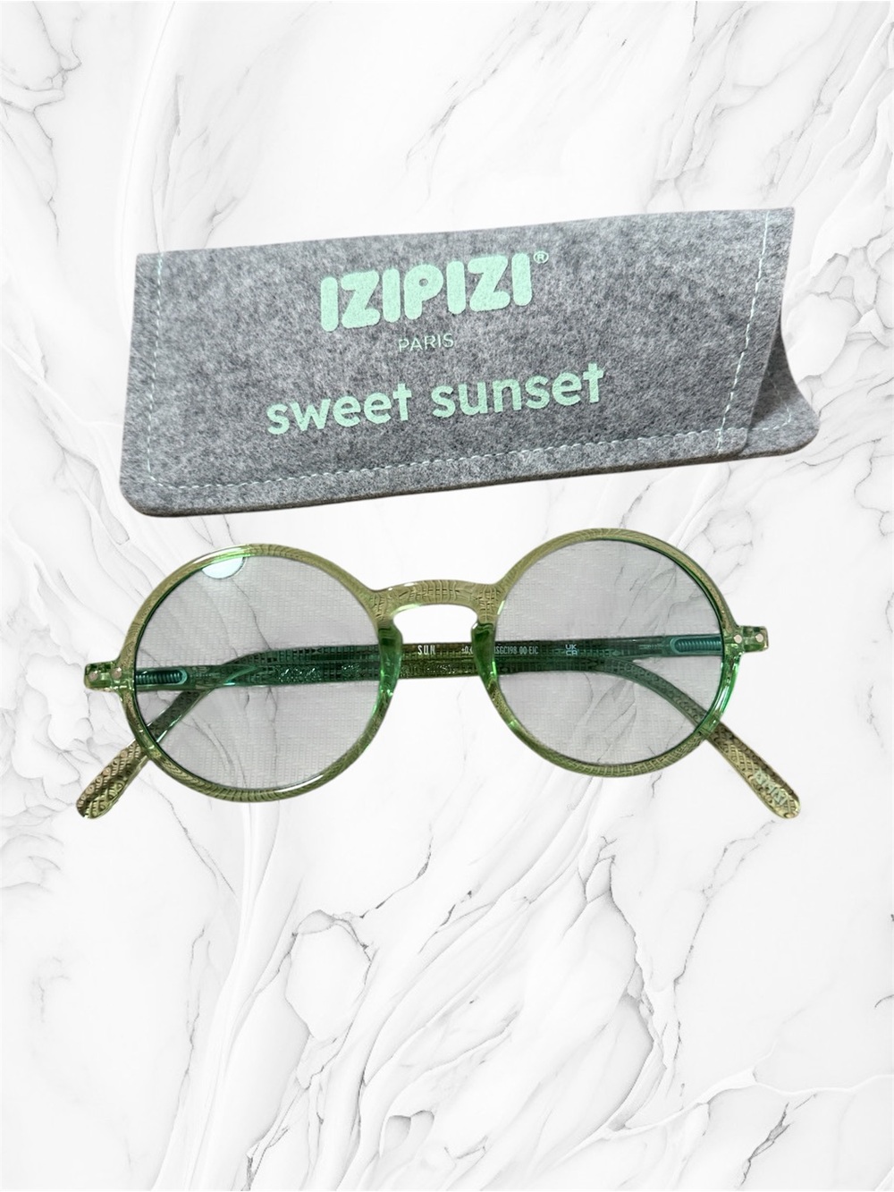 IZIPIZI Green Round Sunglasses - Sweet Sunset